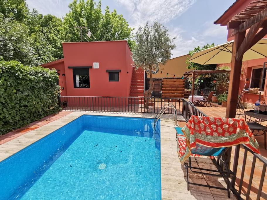 فيلا La Casita Del Patio Borgona المظهر الخارجي الصورة
