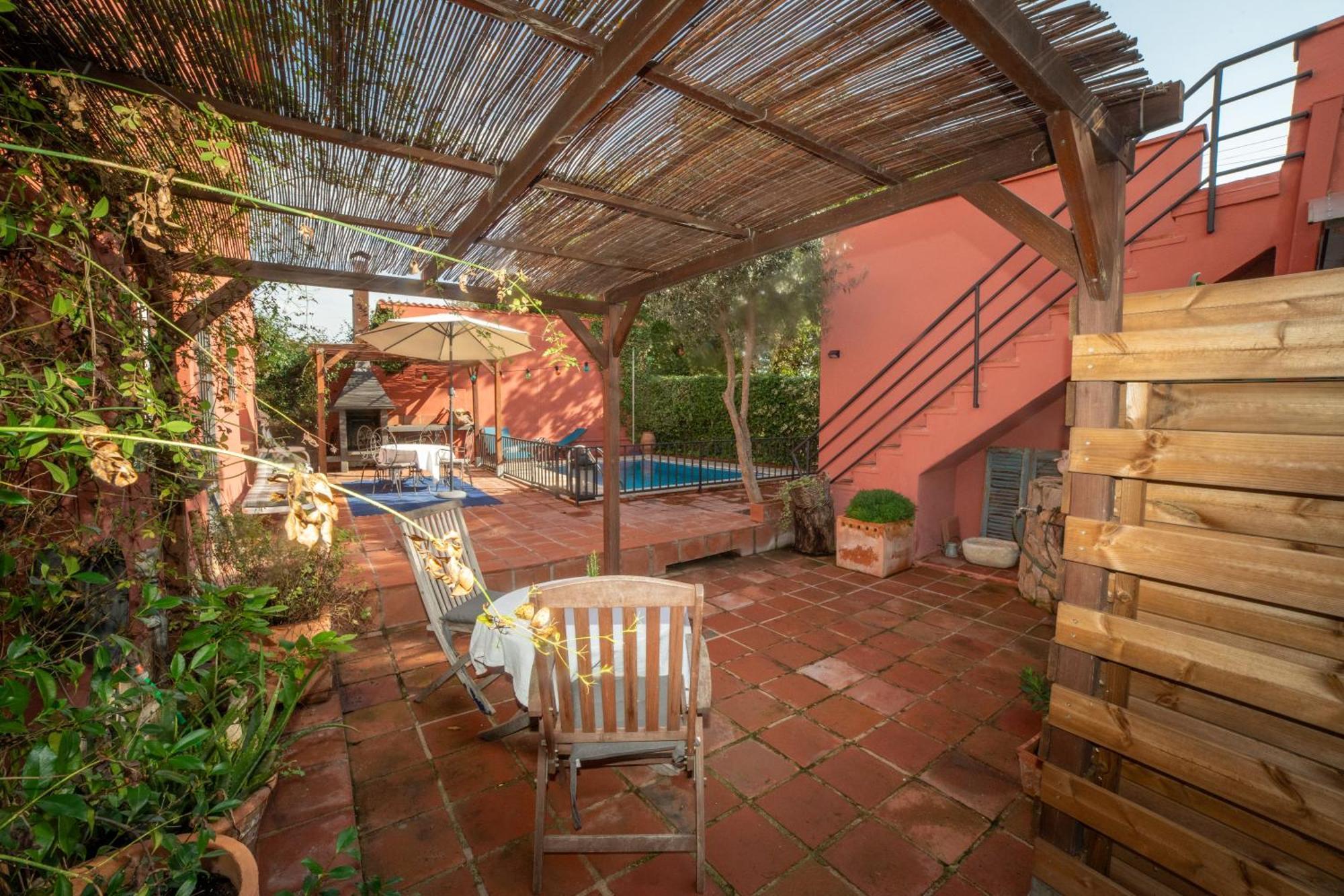 فيلا La Casita Del Patio Borgona المظهر الخارجي الصورة